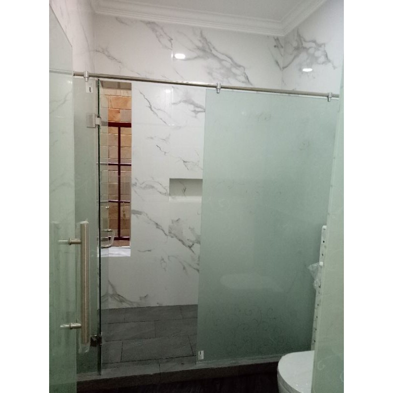 Pintu kaca shower